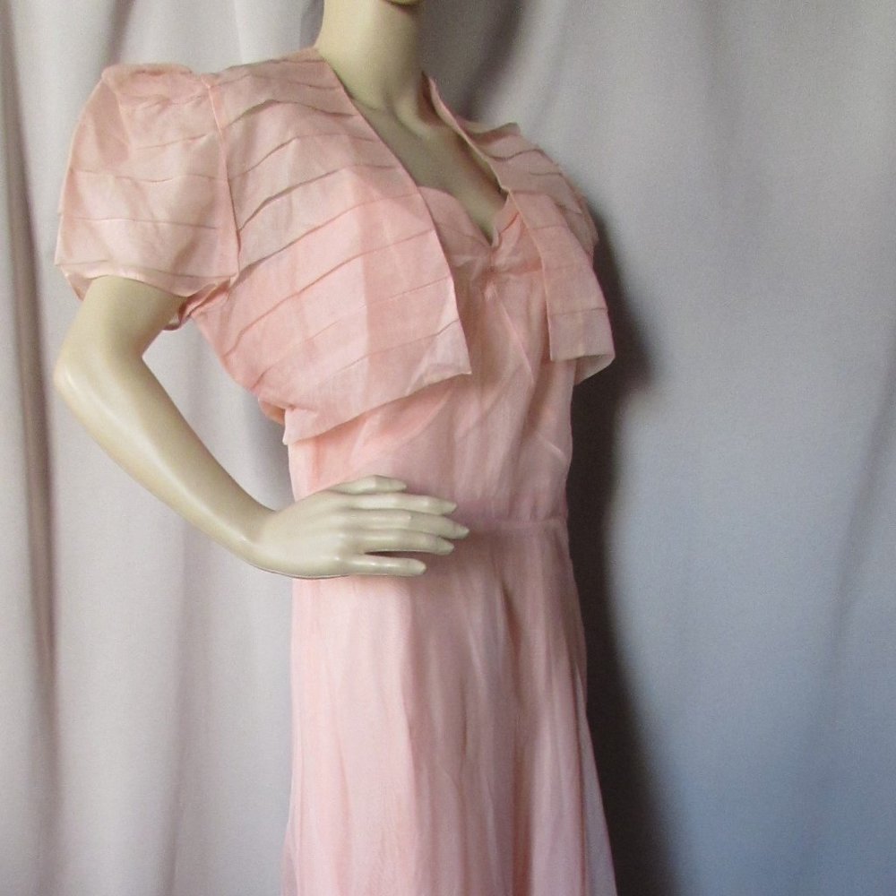 SALE Vintage 1930 Style 1940 Style Peach Organdy Dance Dress - Picture 3 of 10